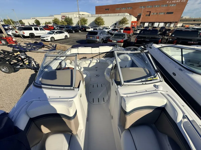 The Image of Four Winns 210 Horizon 2004 - 5696614