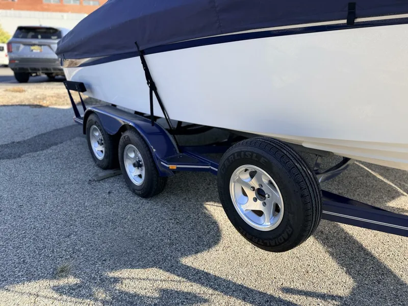 Slide: The Image of Four Winns 210 Horizon 2004 - 5696628