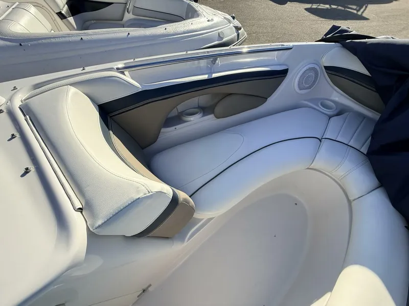 Slide: The Image of Four Winns 210 Horizon 2004 - 5696631