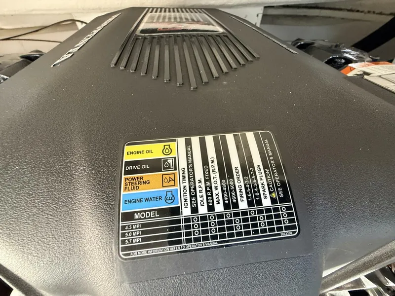 Slide: The Image of Four Winns 210 Horizon 2004 - 5696639