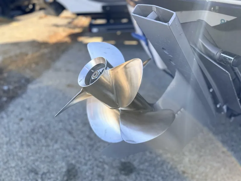 Slide: The Image of Four Winns 210 Horizon 2004 - 5696640