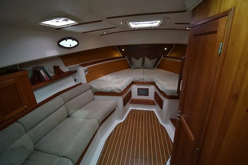 Slide: The Image of 0005408383 - 5696686