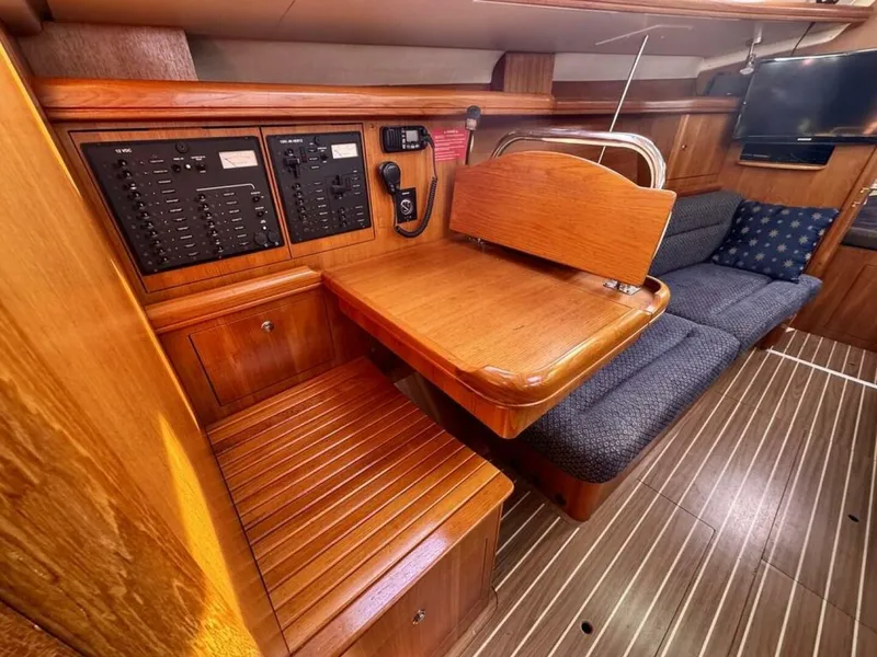 Slide: The Image of Hunter 38 2006 - 5883143