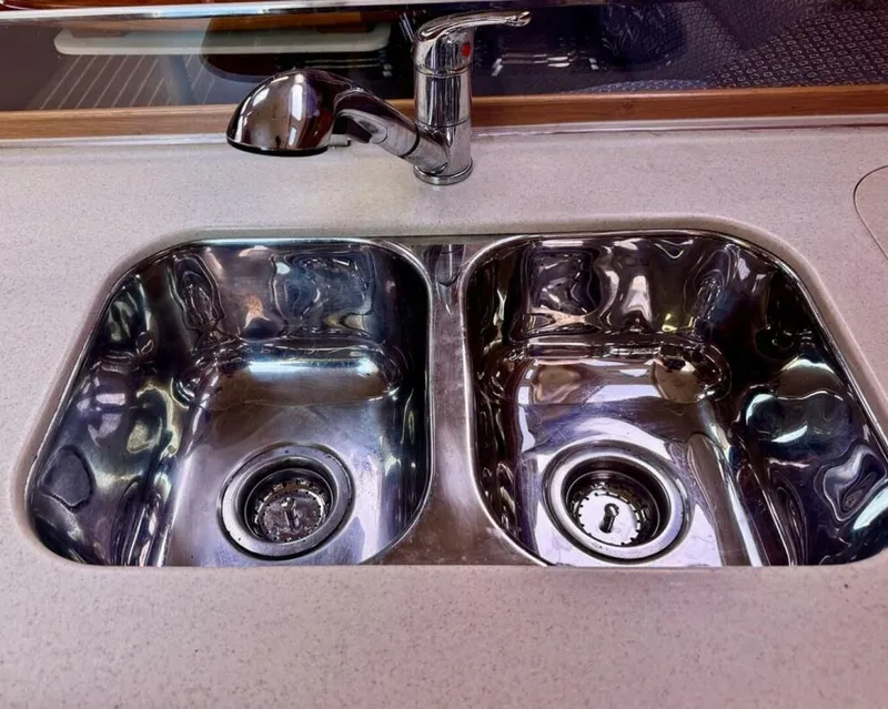 Slide: The Image of Hunter 38 2006 - 5883134