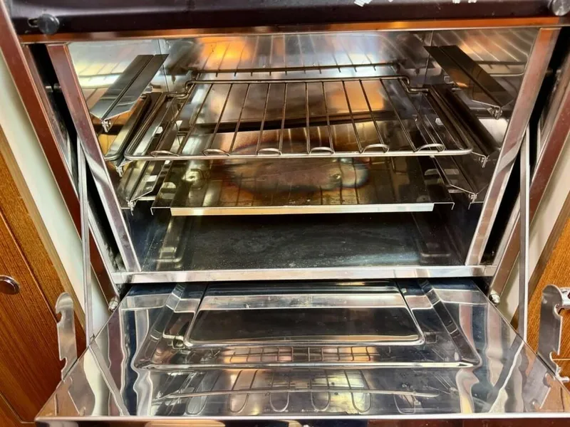 Slide: The Image of Hunter 38 2006 - 5883136