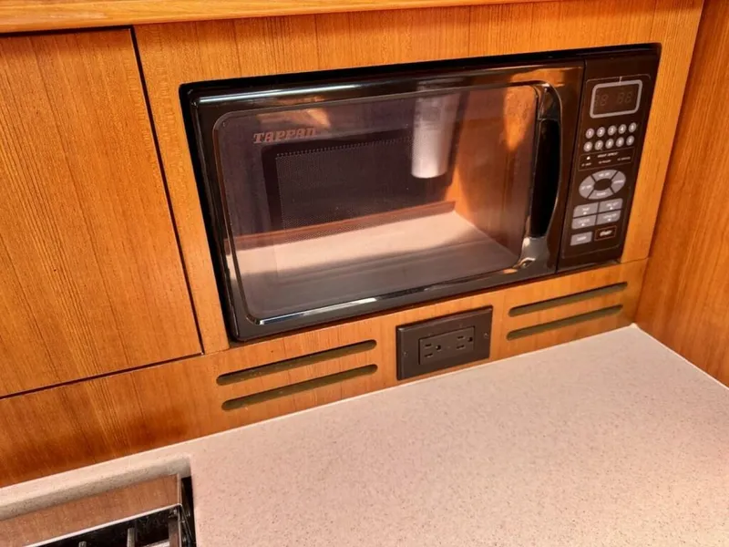 Slide: The Image of Hunter 38 2006 - 5883131