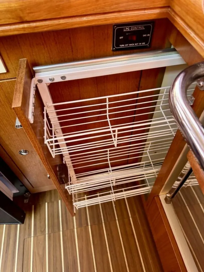 Slide: The Image of Hunter 38 2006 - 5883137