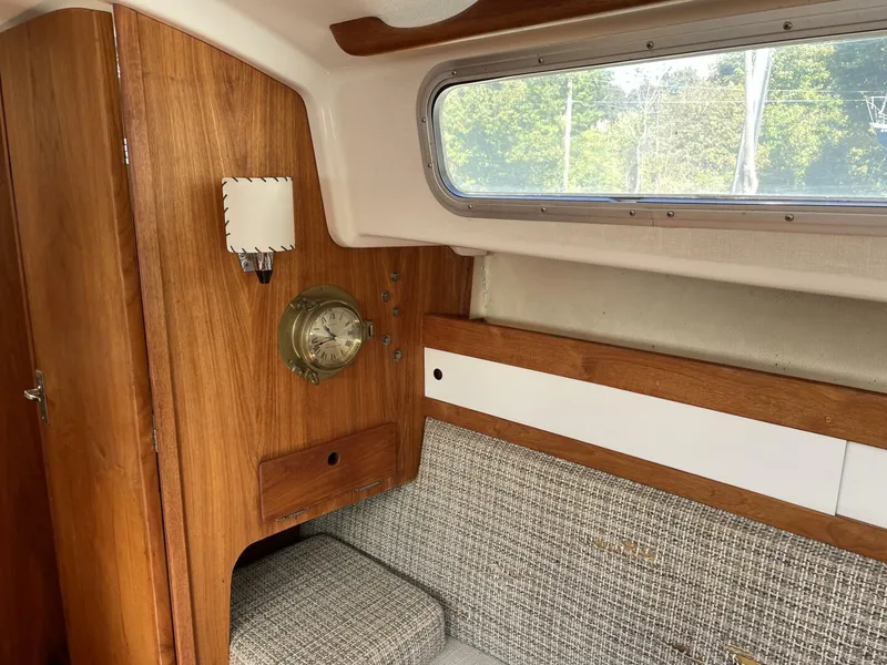 Slide: The Image of Sabre 28 1978 - 5696758