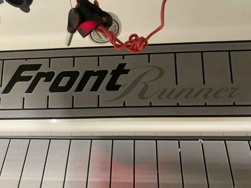 Slide: The Image of Front Runner 39 2022 - 5696899