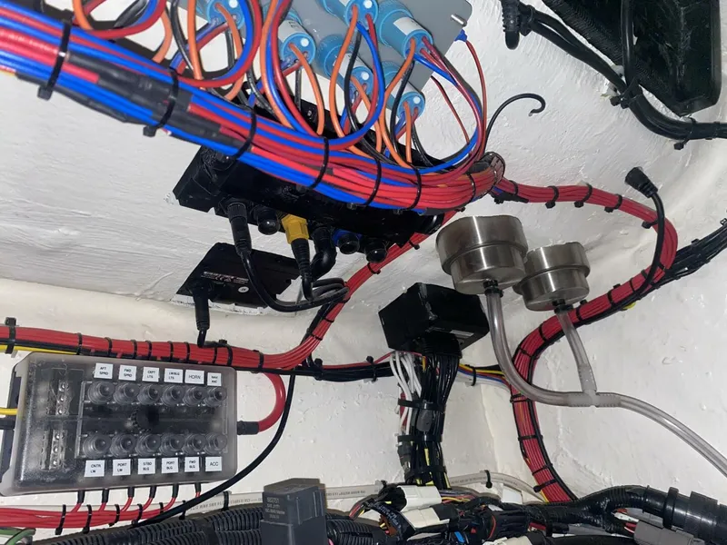 Slide: The Image of Front Runner 39 2022 - 5696912