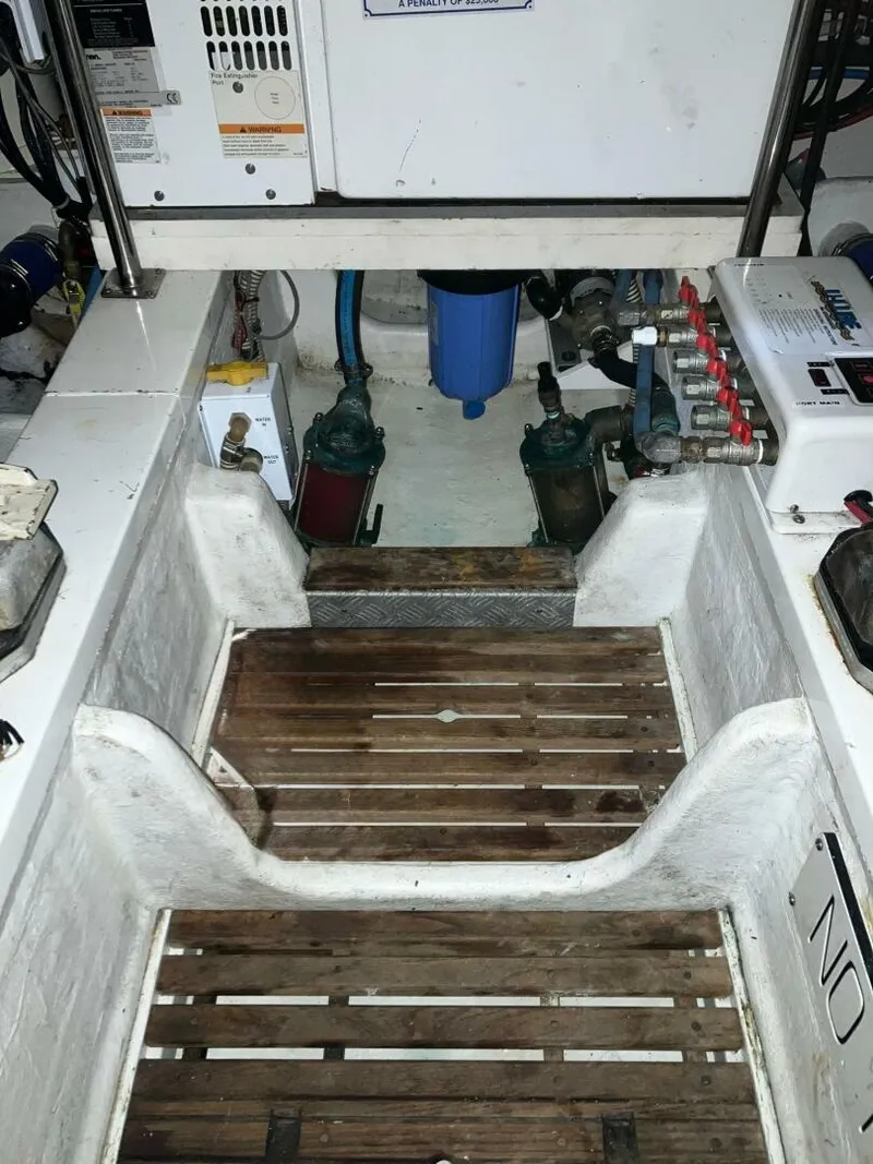 Slide: The Image of Eastbay Eastbay 43SX 2004 - 5723441