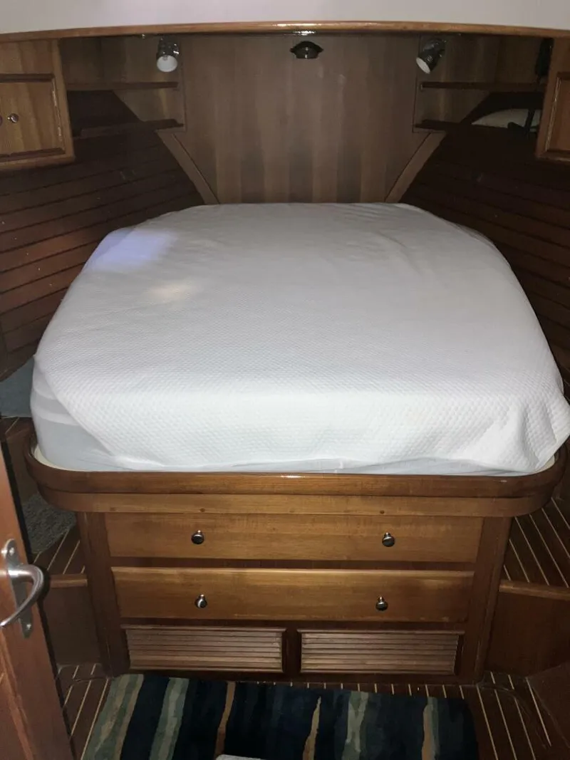 Slide: The Image of Eastbay Eastbay 43SX 2004 - 5720782