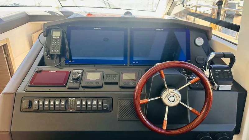 Slide: The Image of Greenline 48 Fly Hybrid 2024 - 5716142