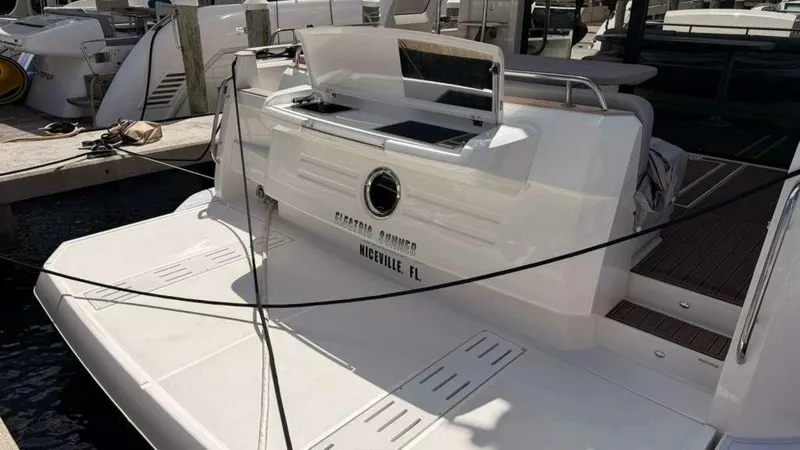 Slide: The Image of Greenline 48 Fly Hybrid 2024 - 5716102