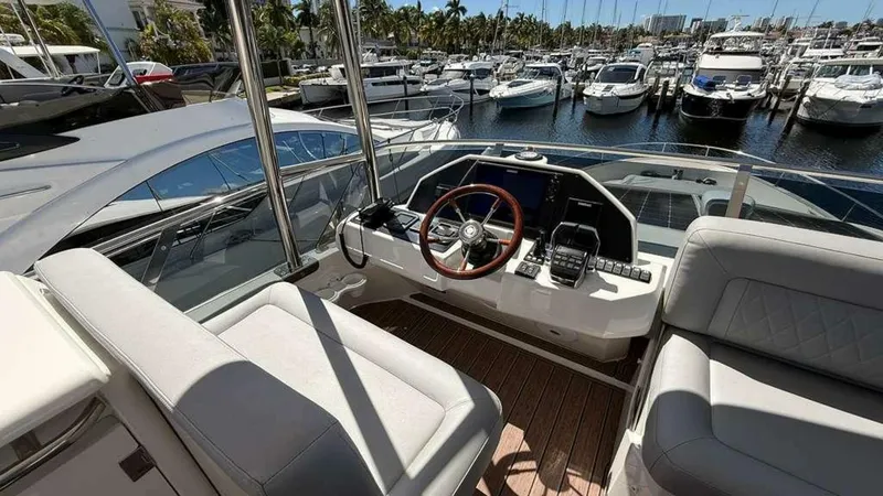 Slide: The Image of Greenline 48 Fly Hybrid 2024 - 5716174