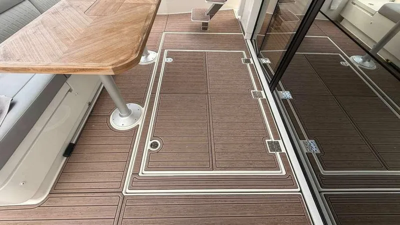 Slide: The Image of Greenline 48 Fly Hybrid 2024 - 5716180