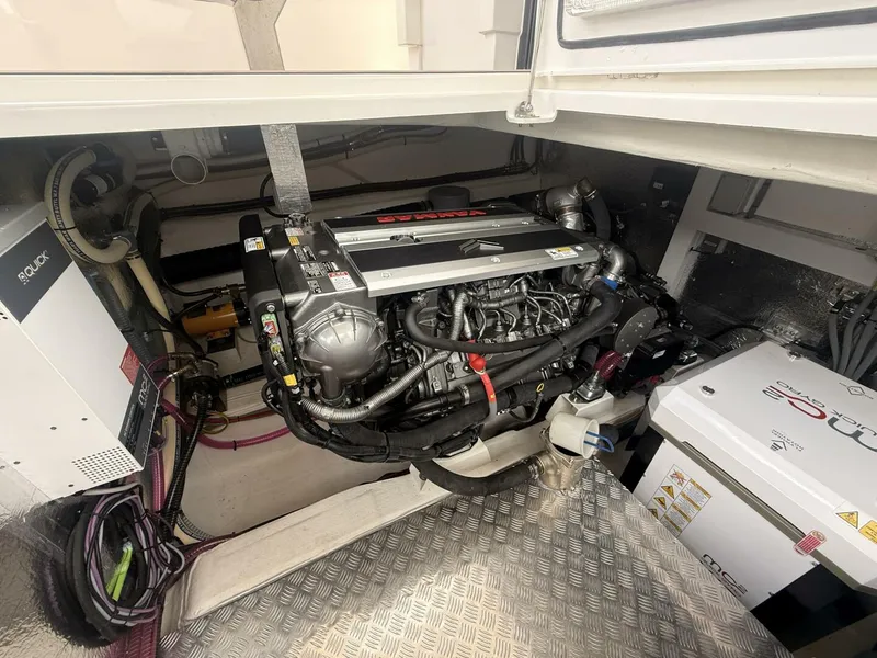 Slide: The Image of Greenline 48 Fly Hybrid 2024 - 5716182