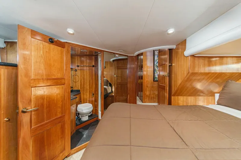 Slide: The Image of Navigator Classic Pilothouse 2001 - 5723314