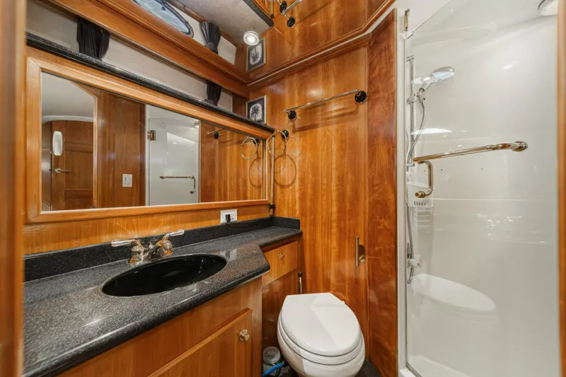 Slide: The Image of Navigator Classic Pilothouse 2001 - 5723316