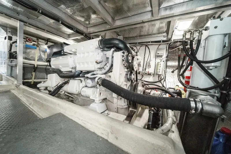 Slide: The Image of Navigator Classic Pilothouse 2001 - 5723323