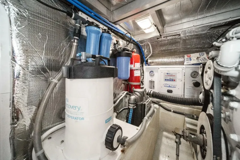 Slide: The Image of Navigator Classic Pilothouse 2001 - 5723325