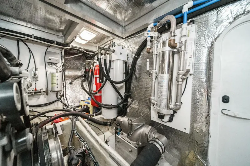 Slide: The Image of Navigator Classic Pilothouse 2001 - 5723328