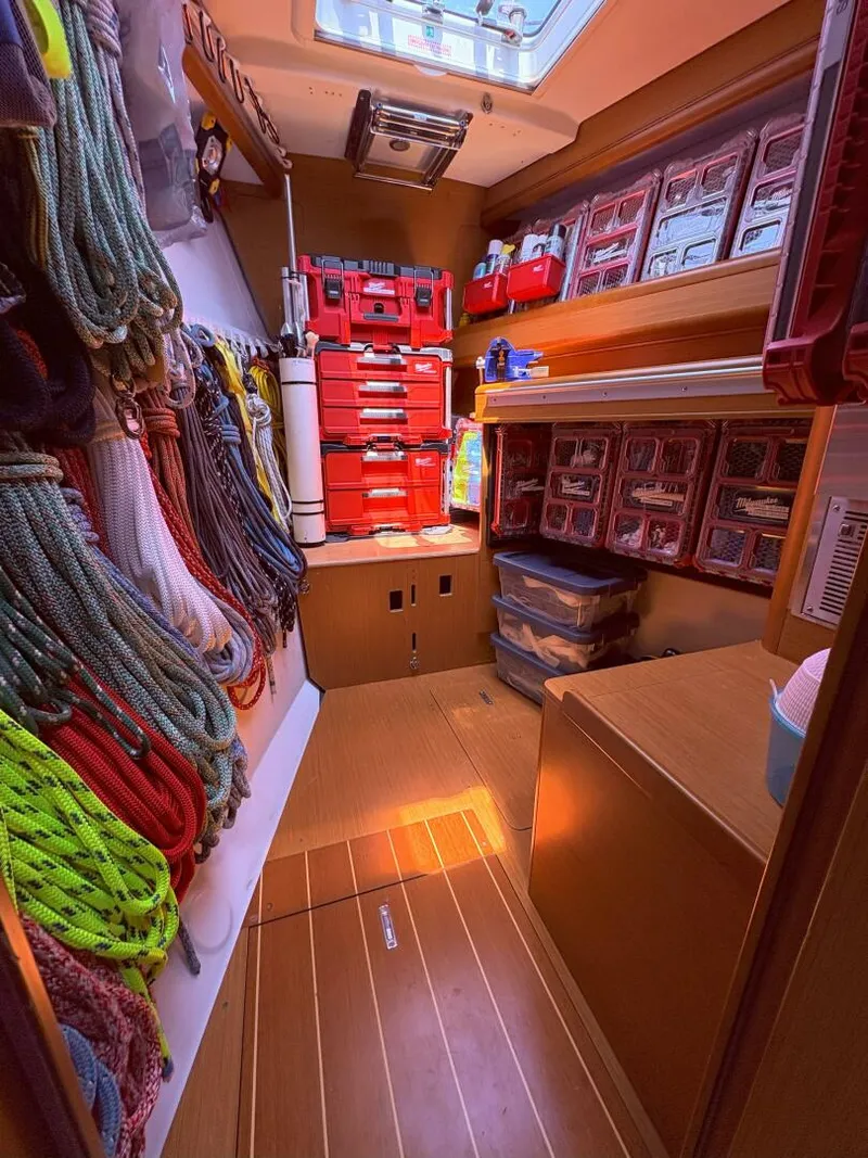 Slide: The Image of Jeanneau 57 2012 - 5697509