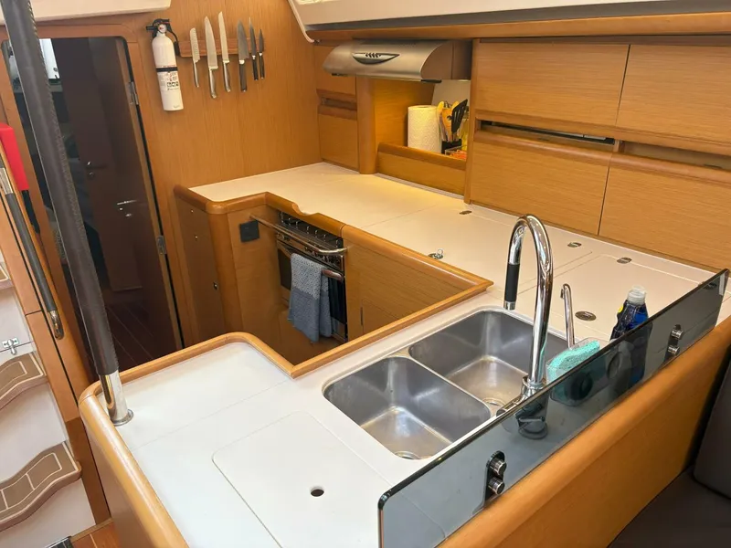 Slide: The Image of Jeanneau 57 2012 - 5697516