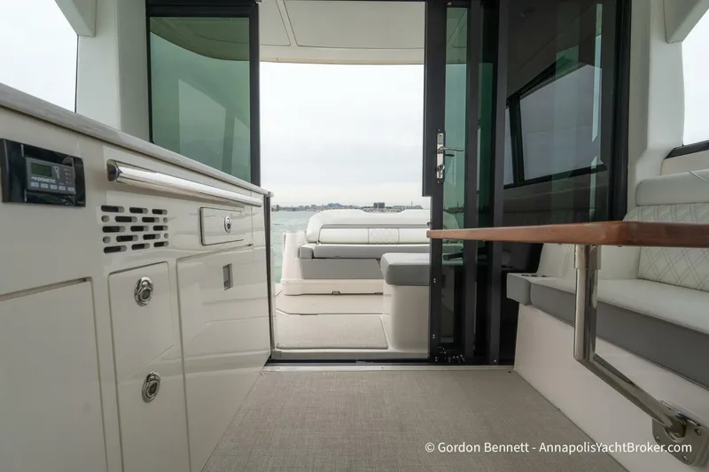 Slide: The Image of Regal 36 XO 2024 - 5697274