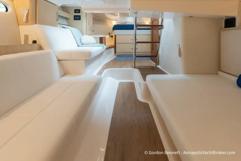 Slide: The Image of Regal 36 XO 2024 - 5697253