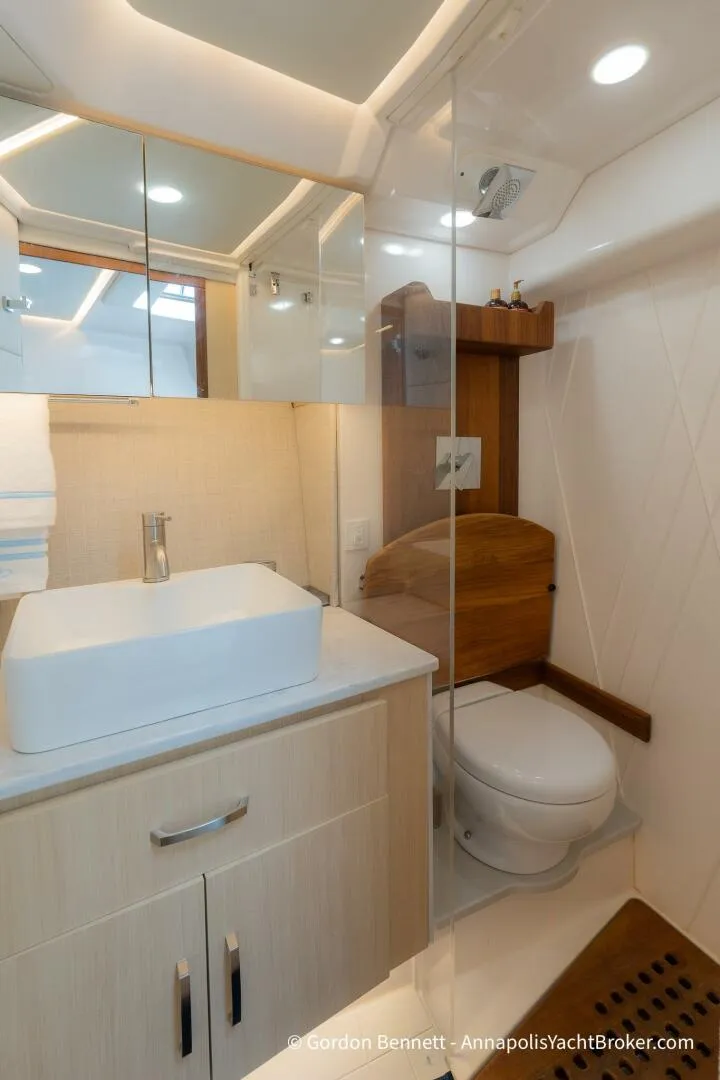 Slide: The Image of Regal 36 XO 2024 - 5697248