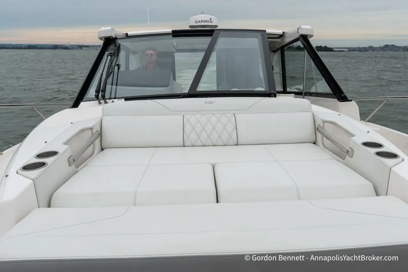 Slide: The Image of Regal 36 XO 2024 - 5697299