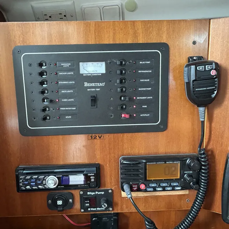 Slide: The Image of Beneteau 361 2001 - 5697475