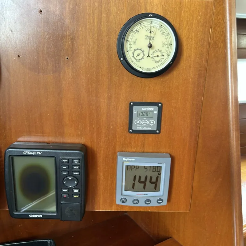 Slide: The Image of Beneteau 361 2001 - 5697532