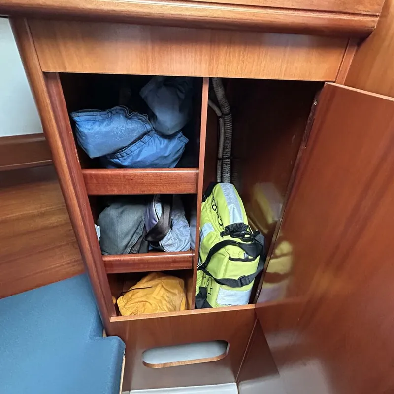 Slide: The Image of Beneteau 361 2001 - 5697489