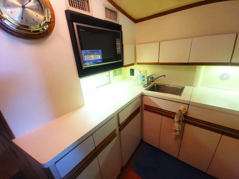 Slide: The Image of Bertram 50 Convertible 1989 - 5697927