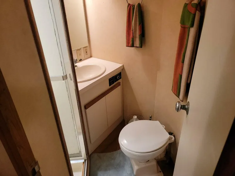 Slide: The Image of Bertram 50 Convertible 1989 - 5697931