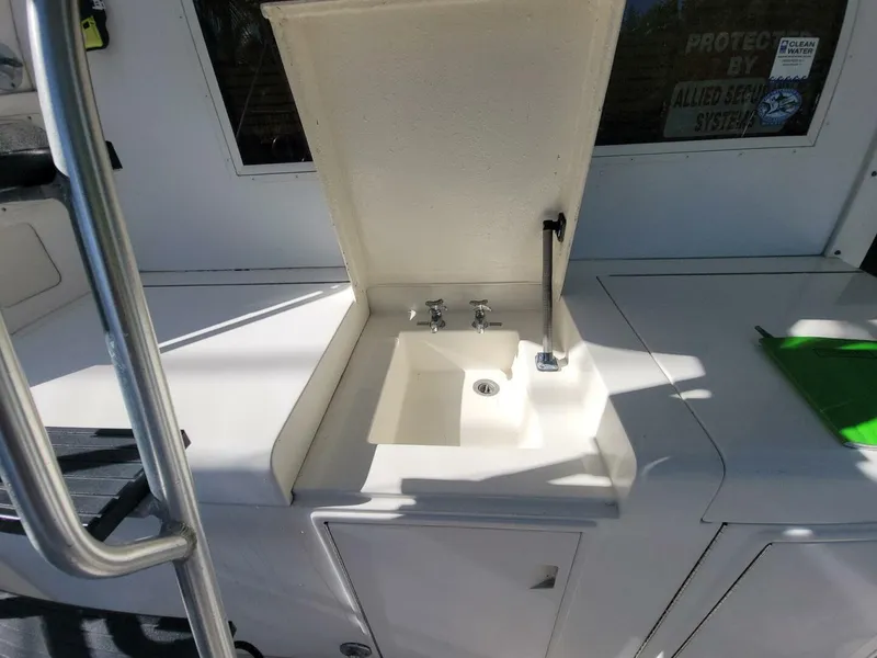 Slide: The Image of Bertram 50 Convertible 1989 - 5697946