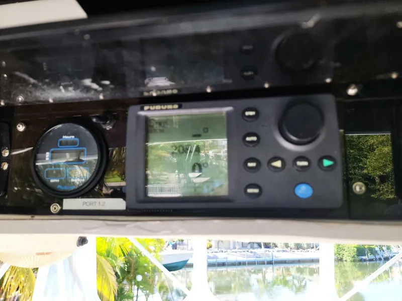 Slide: The Image of Bertram 50 Convertible 1989 - 5697962