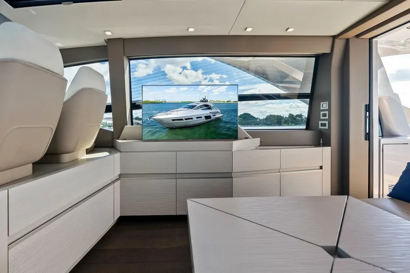 Slide: The Image of Pershing 7X 2024 - 5731294