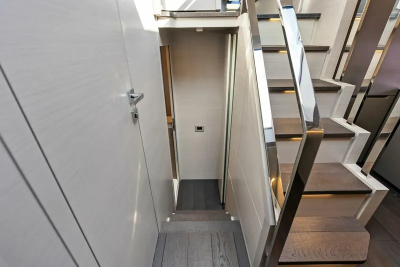 Slide: The Image of Pershing 7X 2024 - 5731318