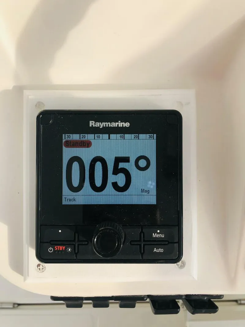 Slide: The Image of Cabo 31 Express 2000 - 5698057