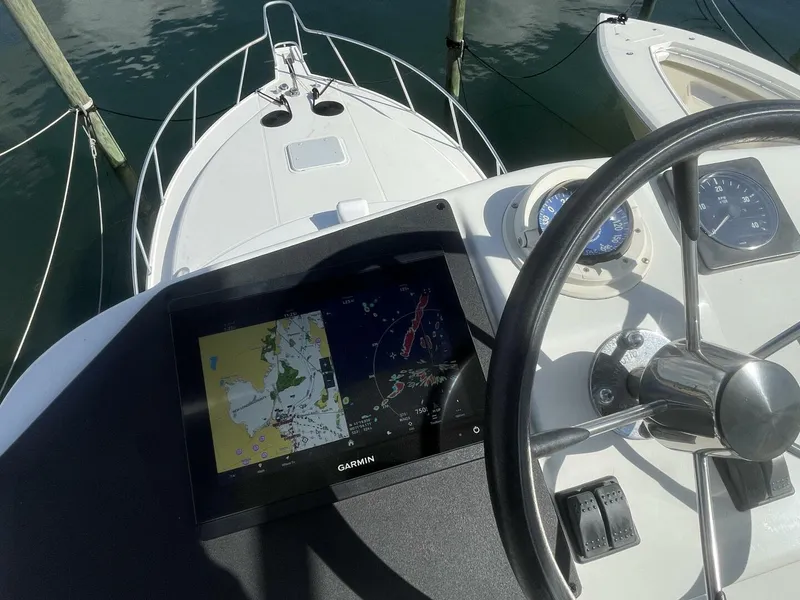 Slide: The Image of Cabo 31 Express 2000 - 5698115