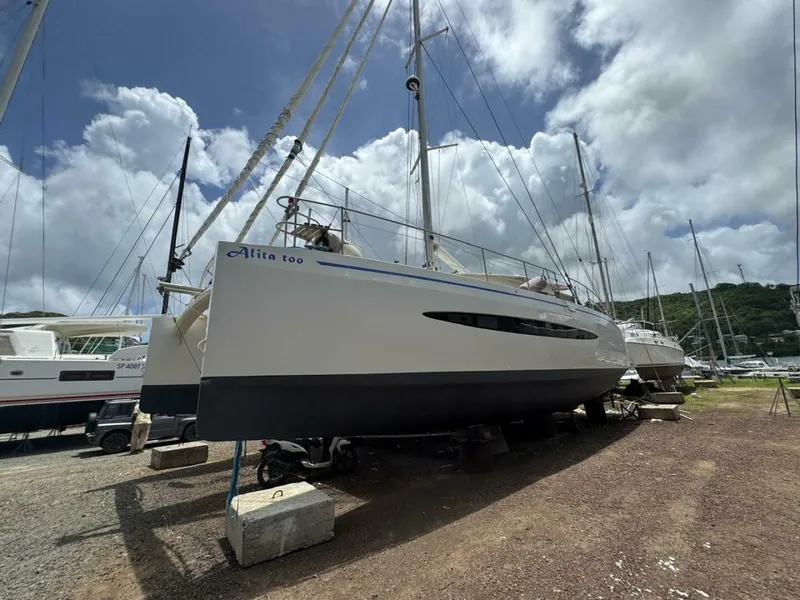 Slide: The Image of 2018 Custom Coast 50 Owner Version - 5698221