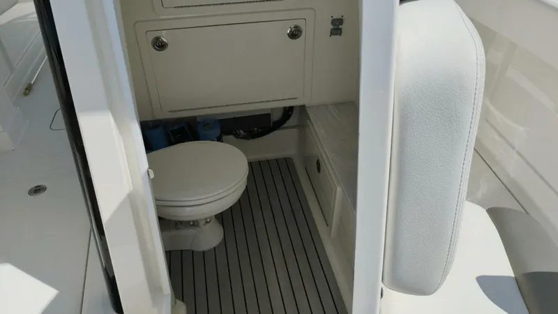 Slide: The Image of World Cat 2800CC-X 28 2022 - 5698521