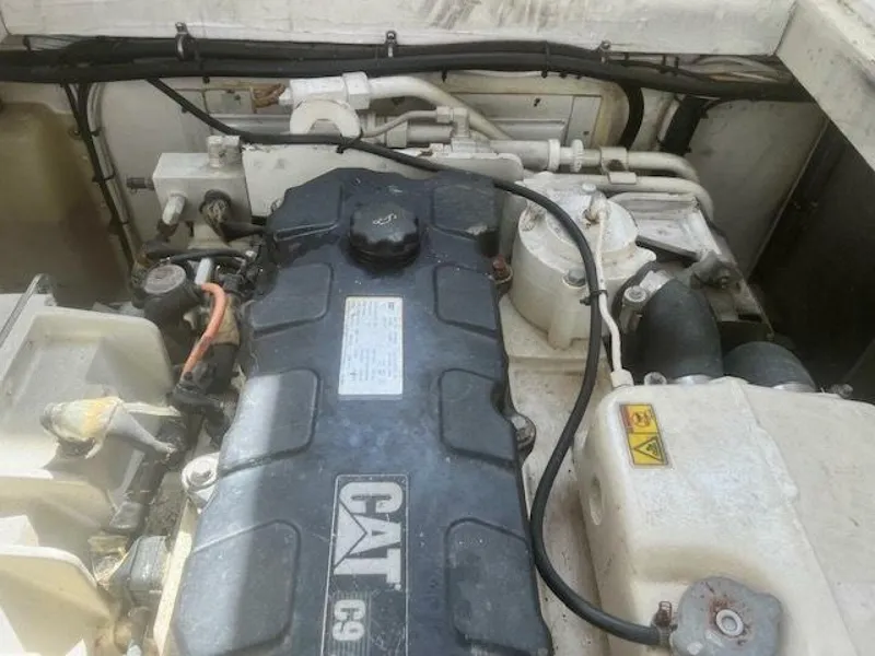 Slide: The Image of 550 Hp CAT C 9 - 5698727