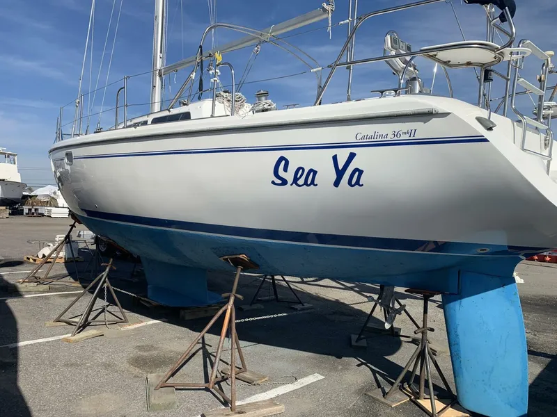 Slide: The Image of Catalina 36 mkII 2001 - 5698979