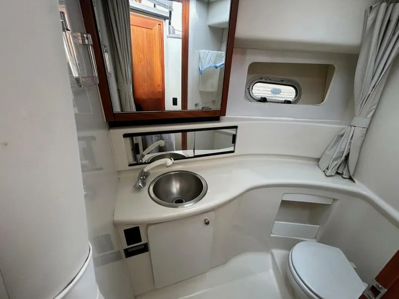 Slide: The Image of Bayliner 3587 MY 1997 - 5699295