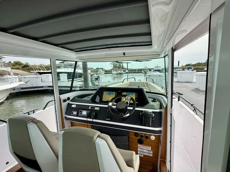 Slide: The Image of Axopar CABIN 2022 - 5699644