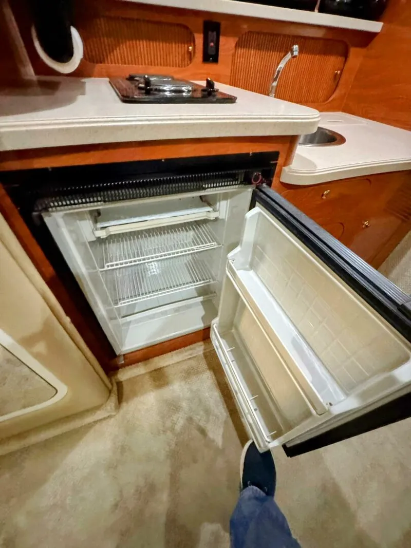 Slide: The Image of Rinker 342 Fiesta Vee 2002 - 5700031